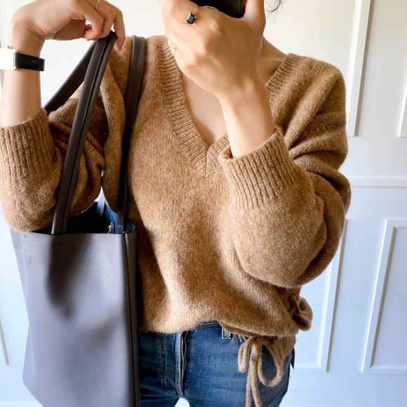 The Ava Genuine Minimal Leather Tote - Grey - Picture 14 of 14